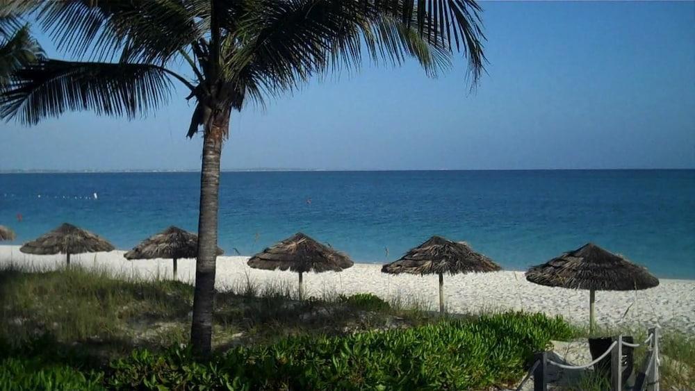 Sibonne Beach Hotel グレイス・ベイ エクステリア 写真
