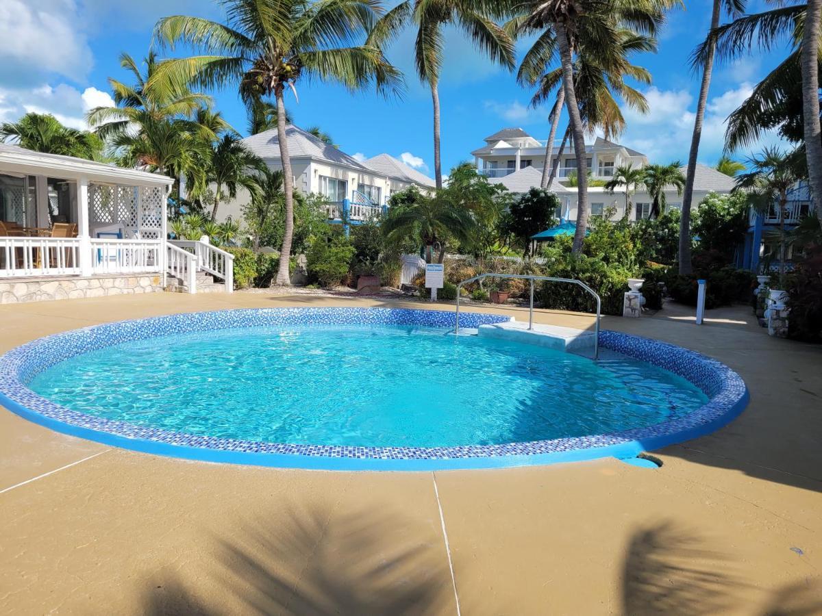 Sibonne Beach Hotel グレイス・ベイ エクステリア 写真