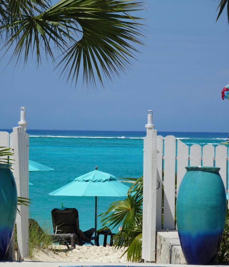 Sibonne Beach Hotel グレイス・ベイ エクステリア 写真