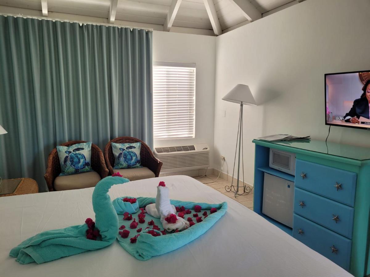 Sibonne Beach Hotel グレイス・ベイ エクステリア 写真