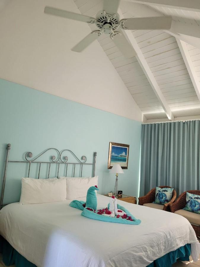 Sibonne Beach Hotel グレイス・ベイ エクステリア 写真
