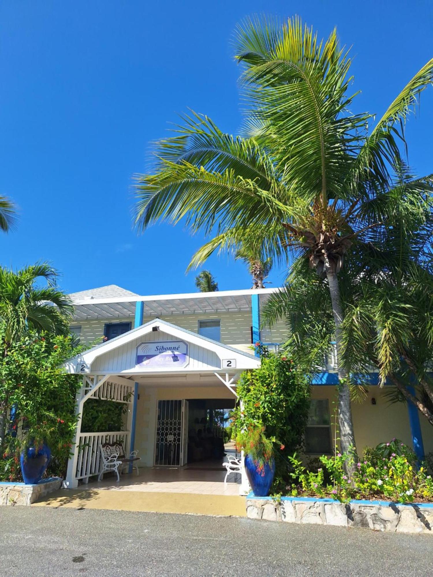 Sibonne Beach Hotel グレイス・ベイ エクステリア 写真