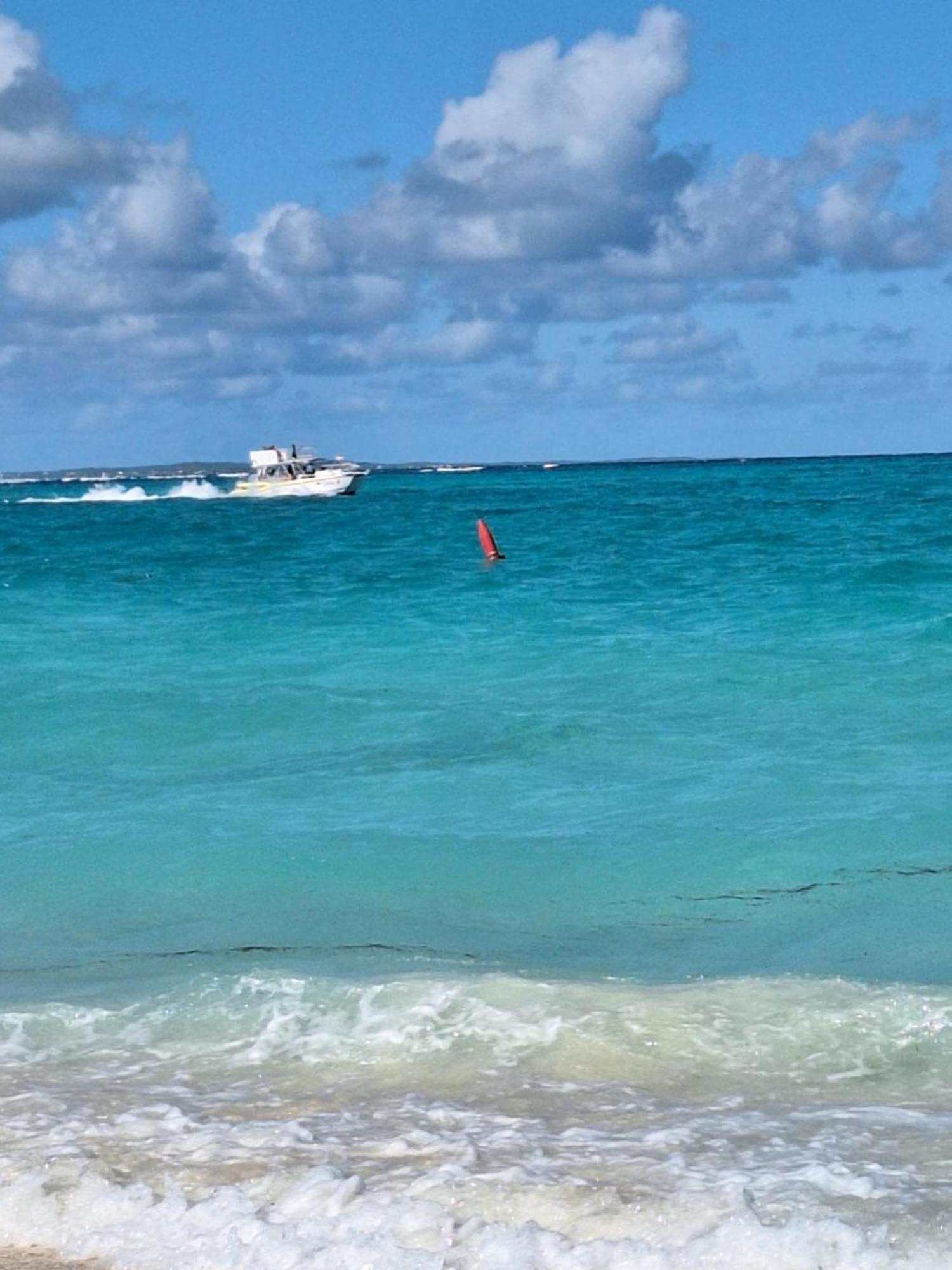 Sibonne Beach Hotel グレイス・ベイ エクステリア 写真