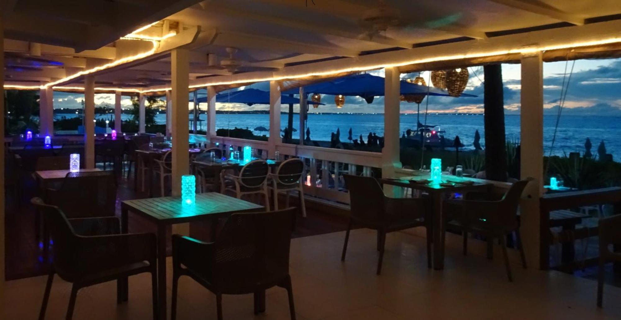 Sibonne Beach Hotel グレイス・ベイ エクステリア 写真